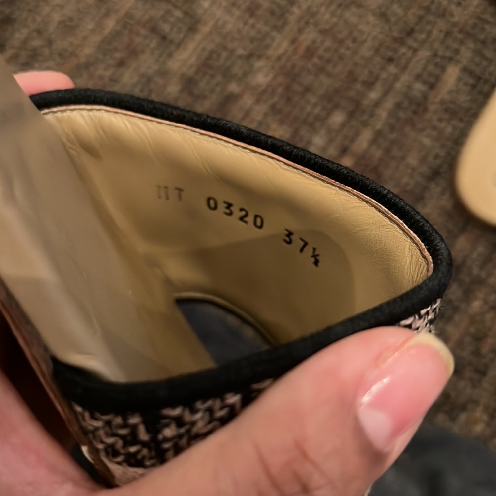 DIOR slide - Picture 12 of 14